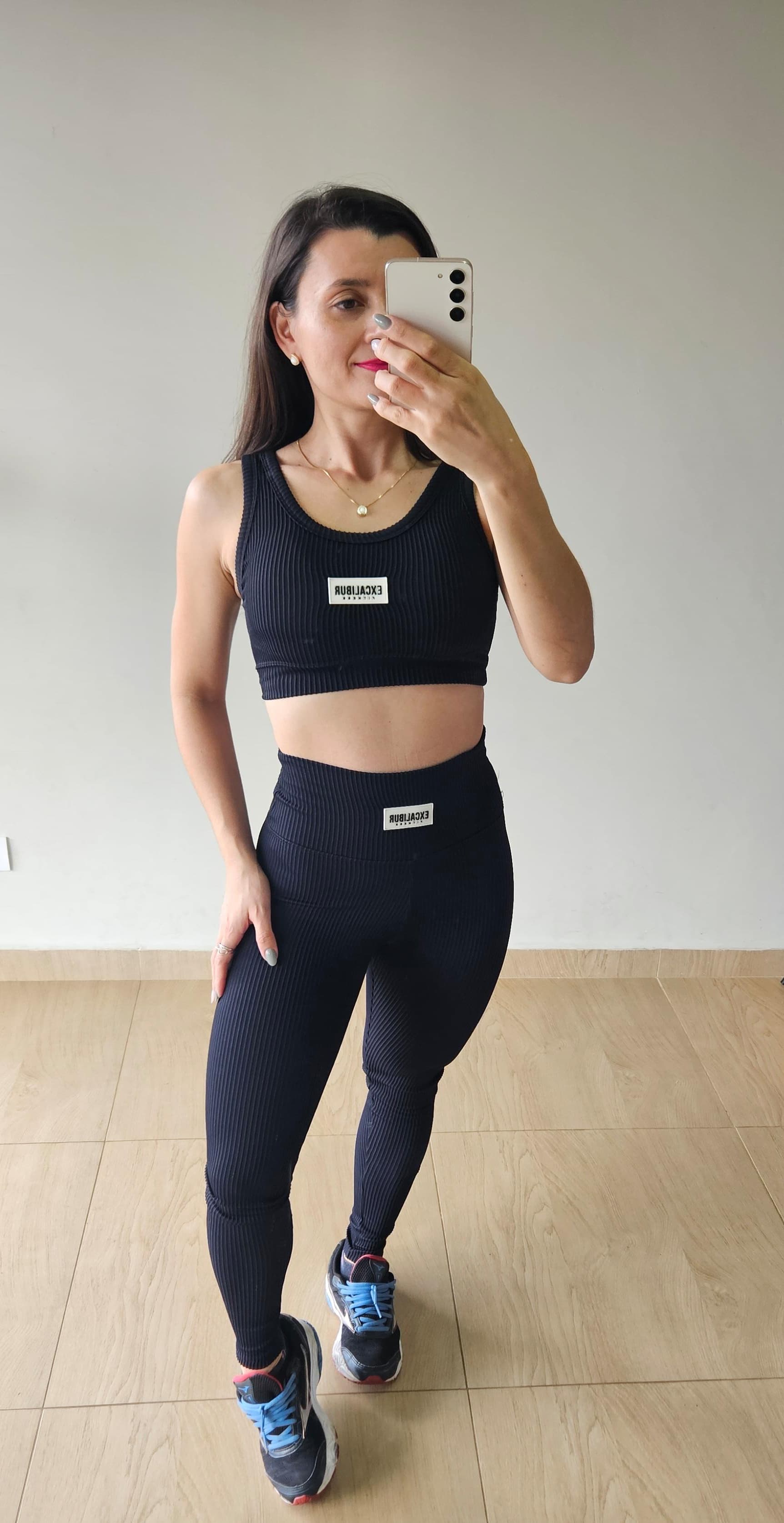 Conjunto Kiria canelado 3D