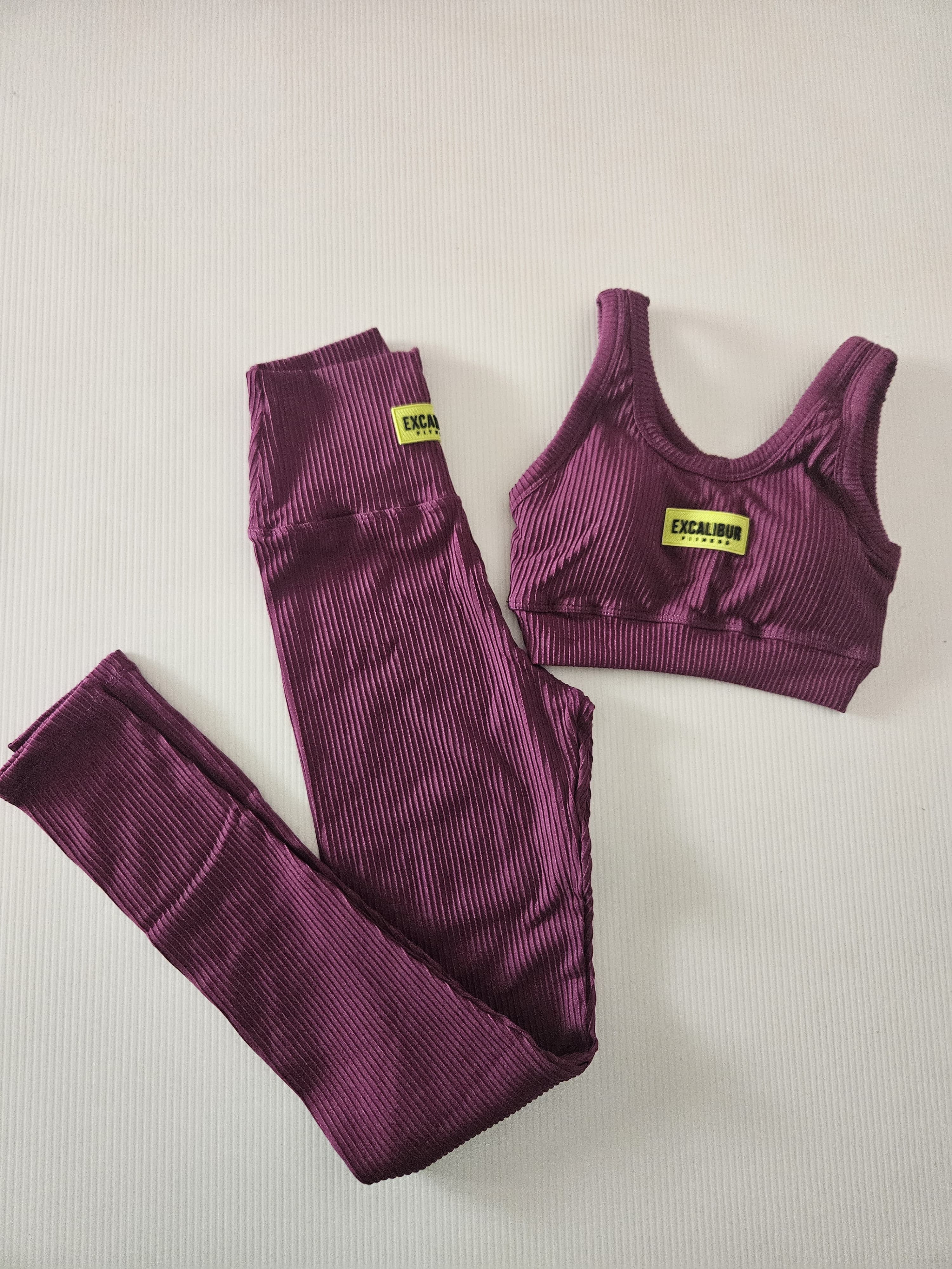 Conjunto Kiria canelado 3D