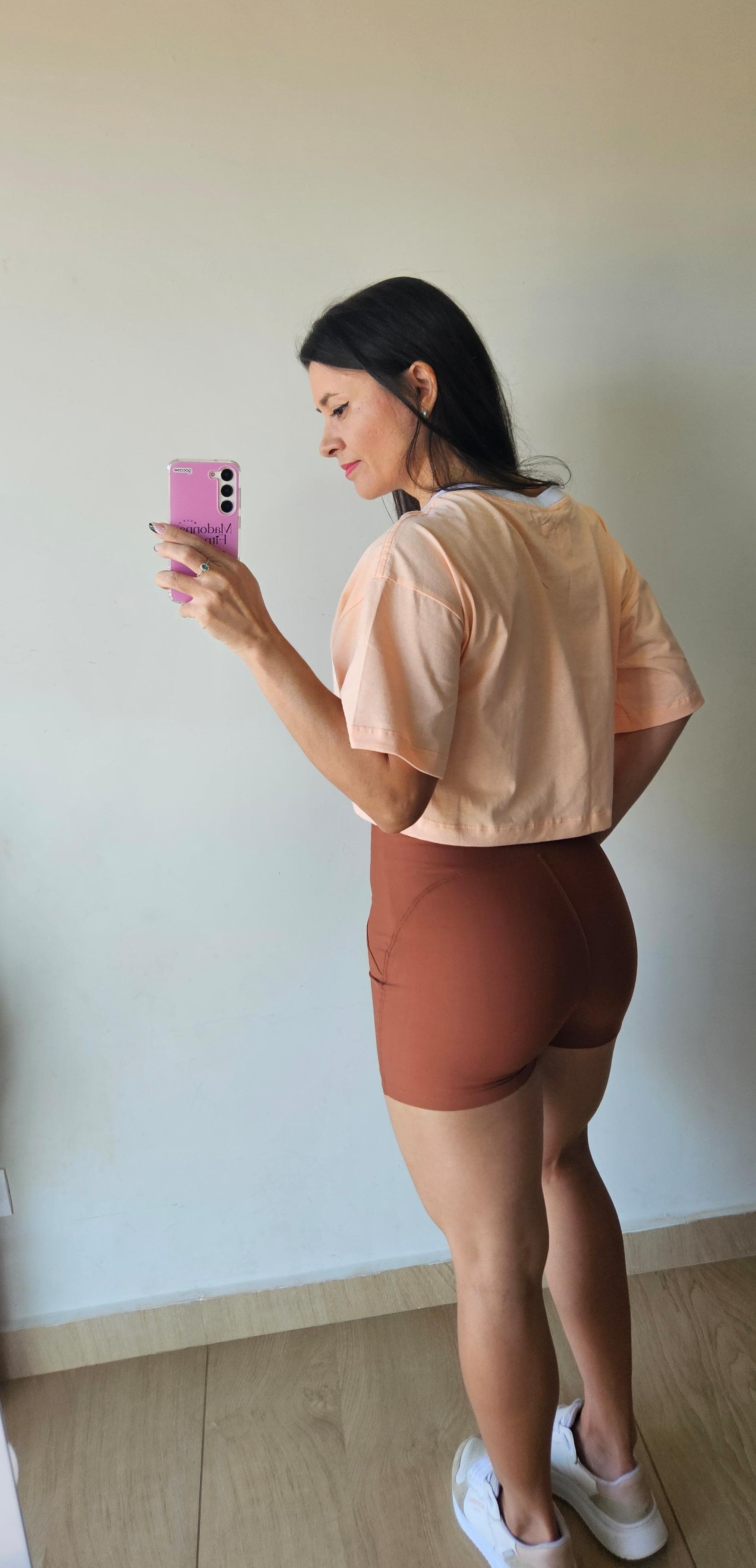 Cropped Laura