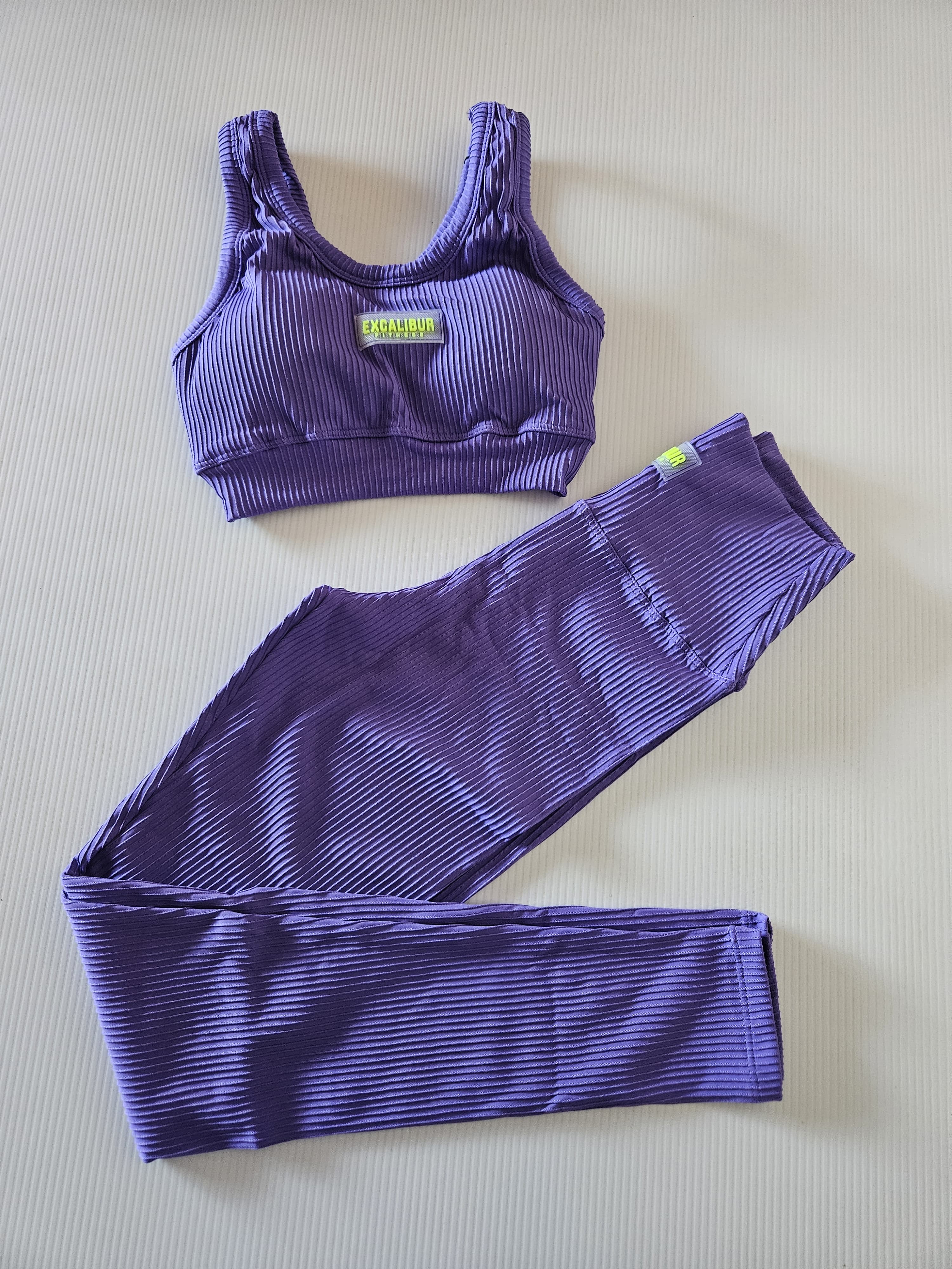 Conjunto Kiria canelado 3D